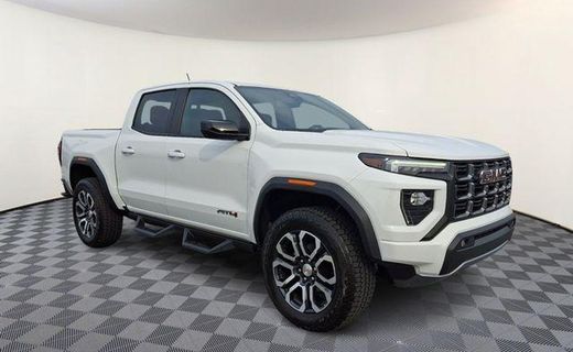 2024 GMC Canyon AT4