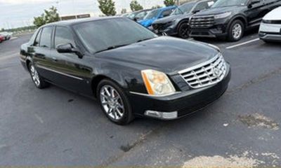 2010 Cadillac DTS Luxury