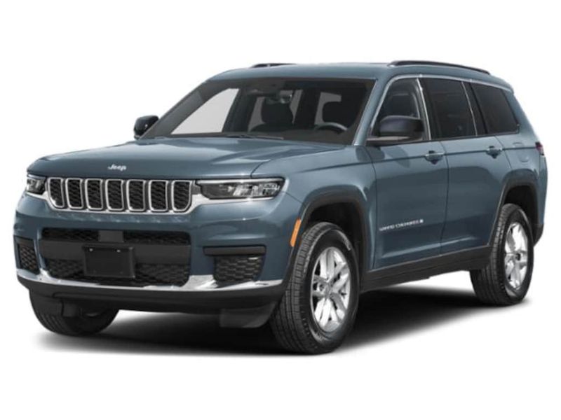 2027 Jeep Grand Cherokee L — a typically priced live listing