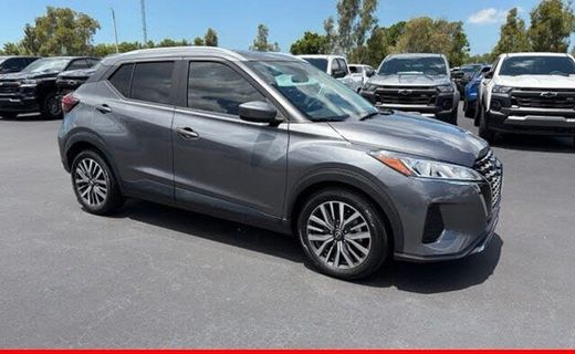2023 Nissan Kicks SV