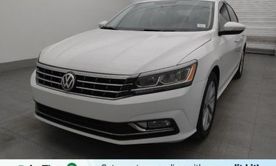 2018 Volkswagen Passat SE W Technology