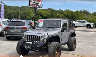 2016 Jeep Wrangler Sport