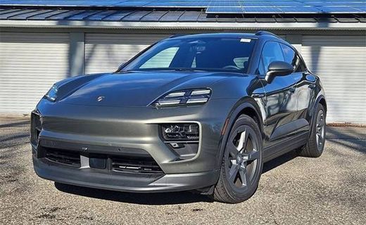 2025 Porsche Macan 4 Electric