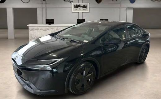 2025 Toyota Prius LE