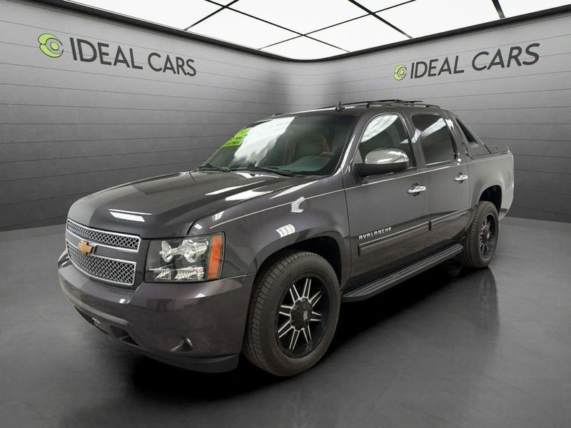 2011 Chevrolet Avalanche — a typically priced live listing
