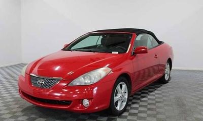 2004 Toyota Camry Solara SE