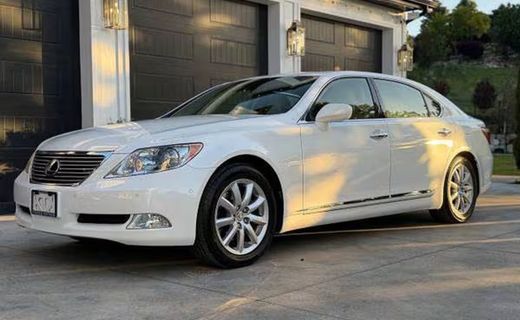 2007 Lexus LS 460