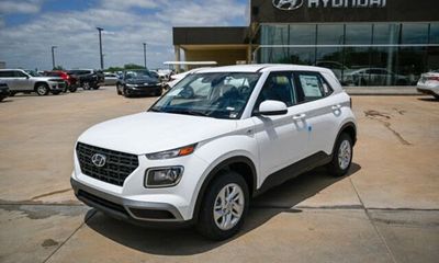 2026 Hyundai Venue SE