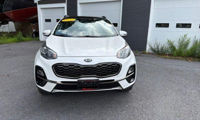 2020 Kia Sportage S Sunroof Package