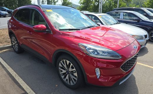 2020 Ford Escape Titanium