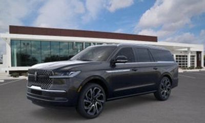 2027 Lincoln Navigator L Black Label