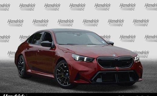 2025 BMW M5