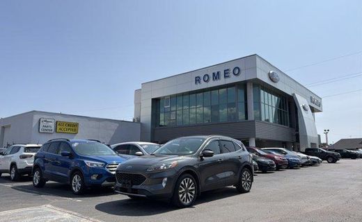 2020 Ford Escape Titanium