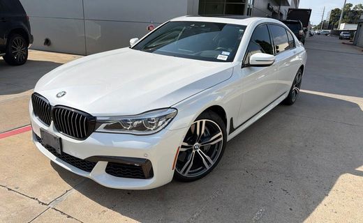 2019 BMW 750I