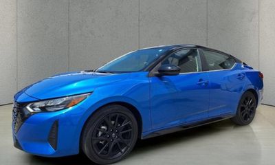 2025 Nissan Sentra SR