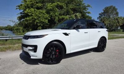 2025 Land Rover Range Sport P400 Dynamic SE