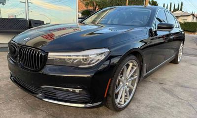 2017 BMW 740I