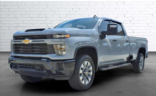 2025 Chevrolet Silverado HD Custom