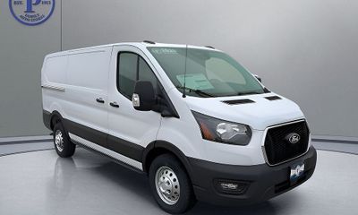 2026 Ford Transit LOW Roof