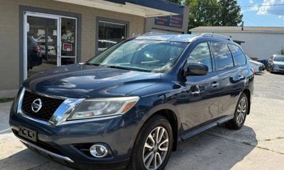 2015 Nissan Pathfinder S