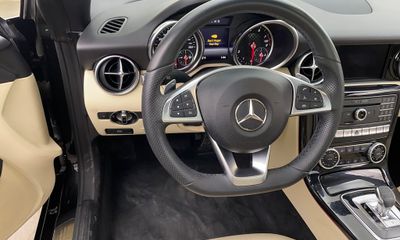 2020 Mercedes-Benz SLC-Class SLC300