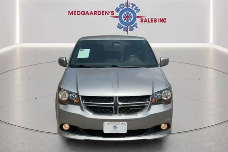 2016 Dodge Grand Caravan — a typically priced live listing