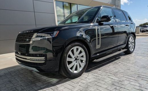 2026 Land Rover Range SE