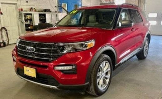 2024 Ford Explorer XLT