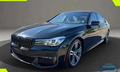 2019 BMW 740I