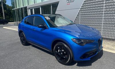 2025 Alfa Romeo Stelvio Sprint Base Intensa