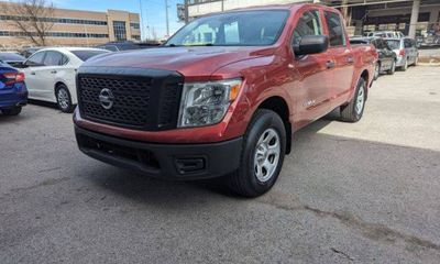 2017 Nissan Titan S
