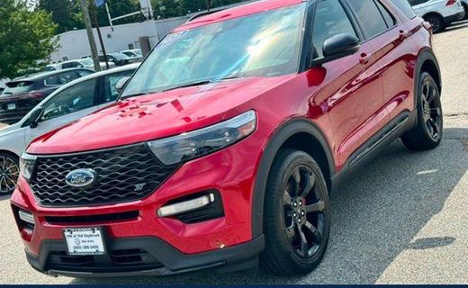 2022 Ford Explorer ST