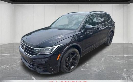 2023 Volkswagen Tiguan SE Black