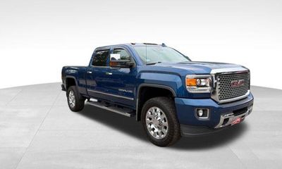 2017 GMC Sierra Denali