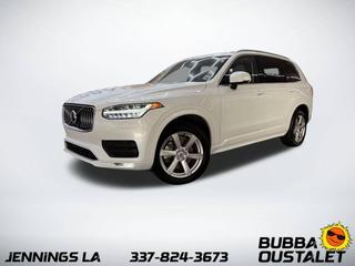 2021 Volvo XC90 Momentum