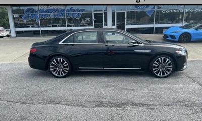 2018 Lincoln Continental Reserve