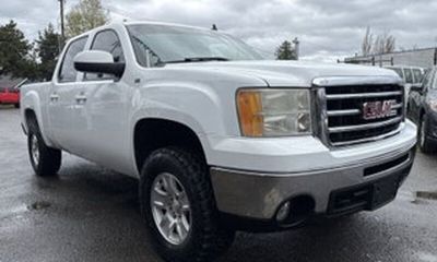 2011 GMC Sierra SLE