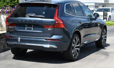 2023 Volvo XC60 Ultimate Bright