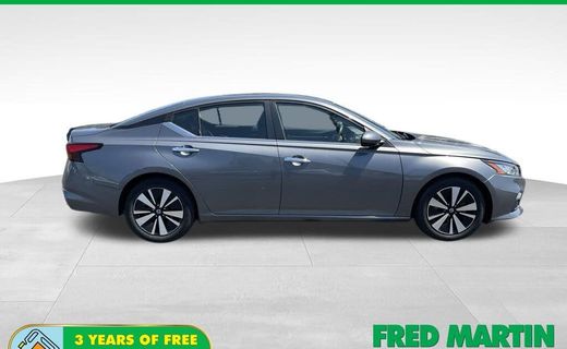 2021 Nissan Altima SV