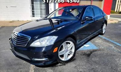 2013 Mercedes-Benz S-Class S550V 4 Matic