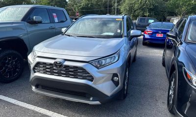 2020 Toyota RAV4 Limited