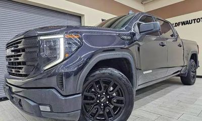 2023 GMC Sierra Elevation