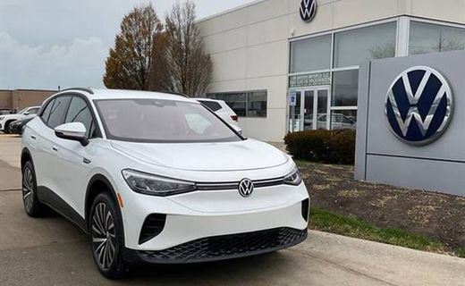 2025 Volkswagen ID 4 Pro