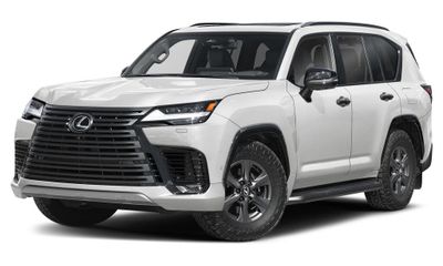 2026 Lexus LX 700H Overtrail