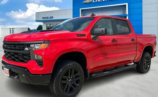 2025 Chevrolet Silverado Trail Boss Custom