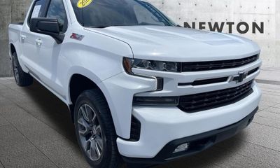 2021 Chevrolet Silverado RST