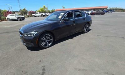 2021 BMW 330e Hybrid