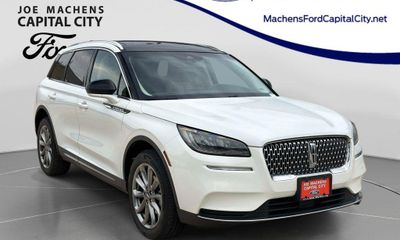 2022 Lincoln Corsair Standard