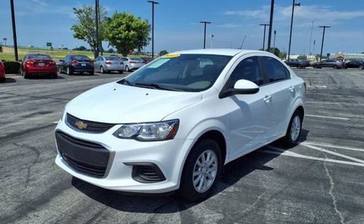 2017 Chevrolet Sonic LT