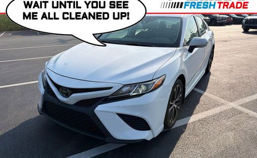 2020 Toyota Camry SE